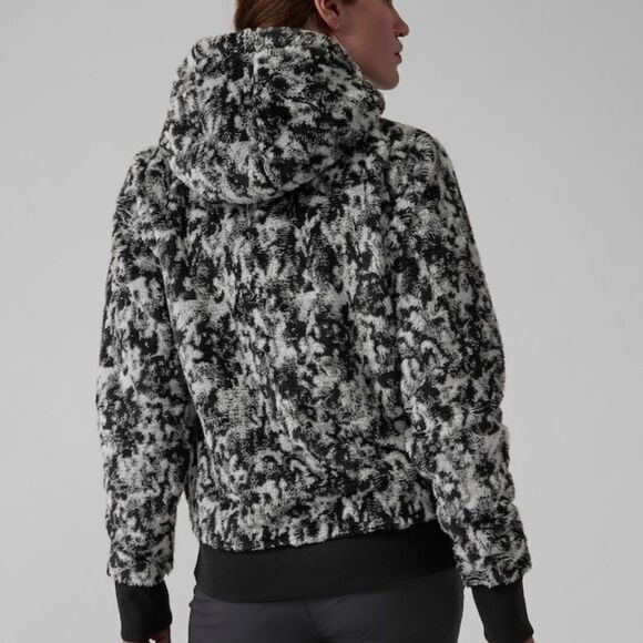 Athleta Tugga Sherpa Hoodie - Picture 2 of 13